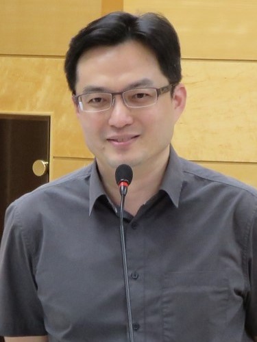 Portrait of Teacher 「He, Wei-Hua」